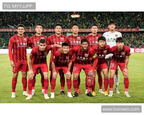 上海足球队在洲际杯积分榜上以50分稳居第一名展现强大实力 上海足球队在洲际杯积分榜上以50分稳居第一名展现强大实力