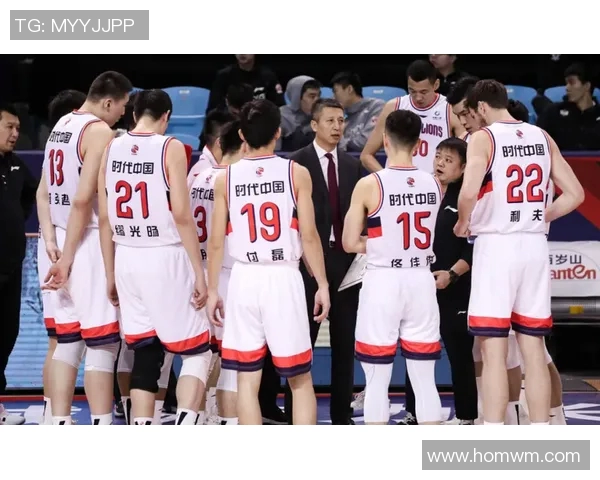 成都篮球队的奋斗与荣耀:从默默无闻到璀璨辉煌的成长之路 成都篮球队的奋斗与荣耀:从默默无闻到璀璨辉煌的成长之路