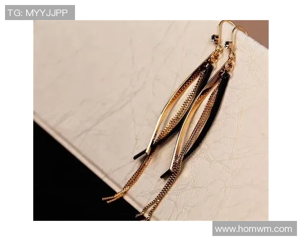 足球明星耳饰搭配图片推荐女士时尚耳饰灵感分享 足球明星耳饰搭配图片推荐女士时尚耳饰灵感分享